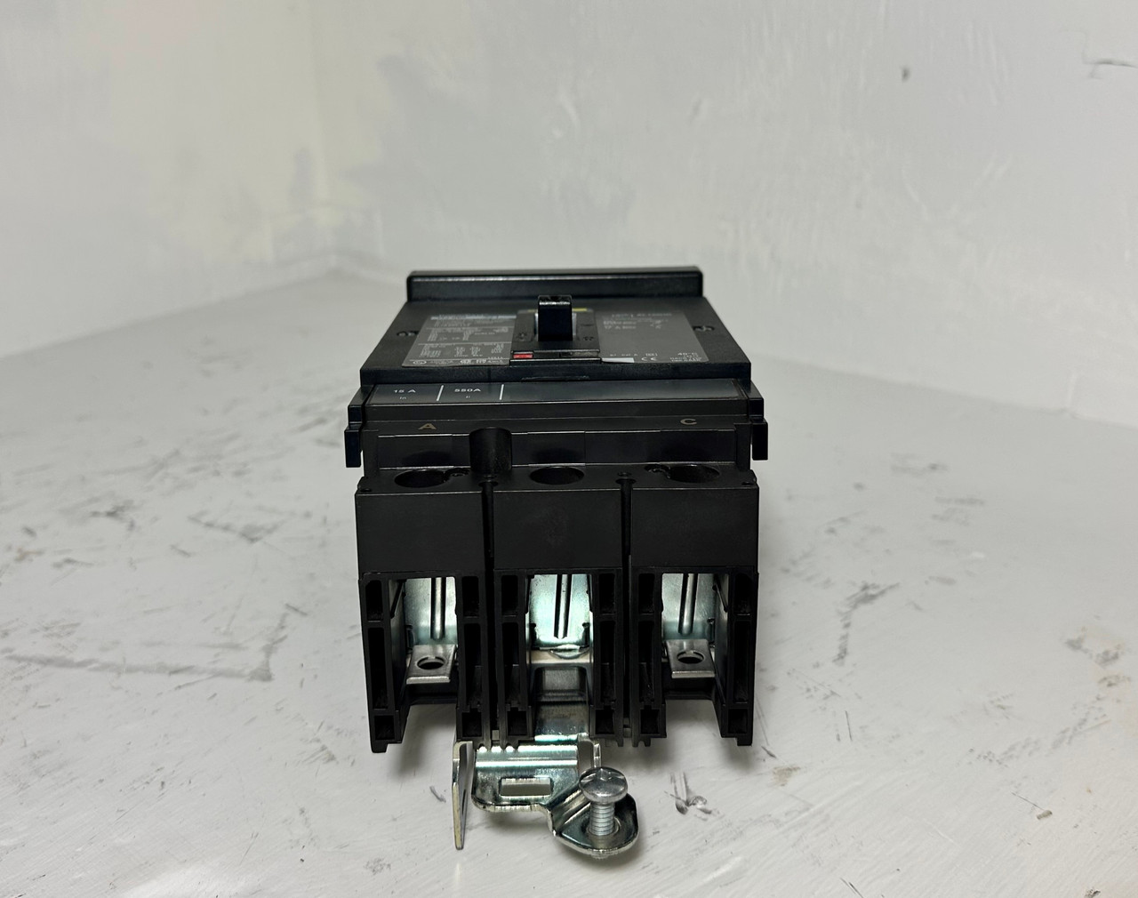 Square D I-Line HJA260152 60A PowerPact 2 Pole Circuit Breaker w/ 15 Amp Trip 2P (EM5024-1)