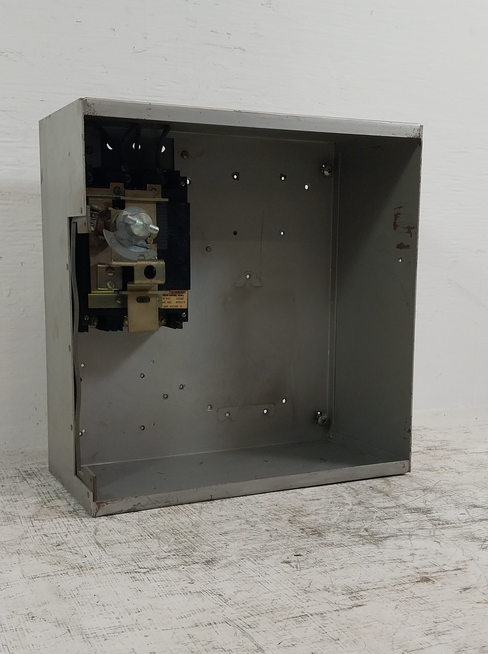 Square D Model 3 15A Breaker Feeder 15" MCC Bucket 15 Amp 999315 No Door (BJ0760-2)