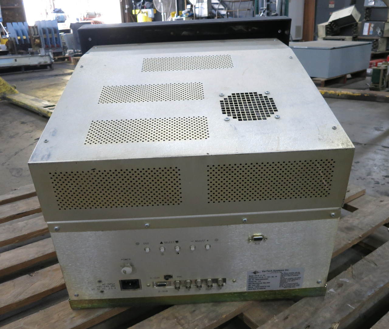 VarTech Systems VT21B-P-RT 21" Industrial Monitor Display 110V VT21B-P-02P-RS-00 (DW6074-1)