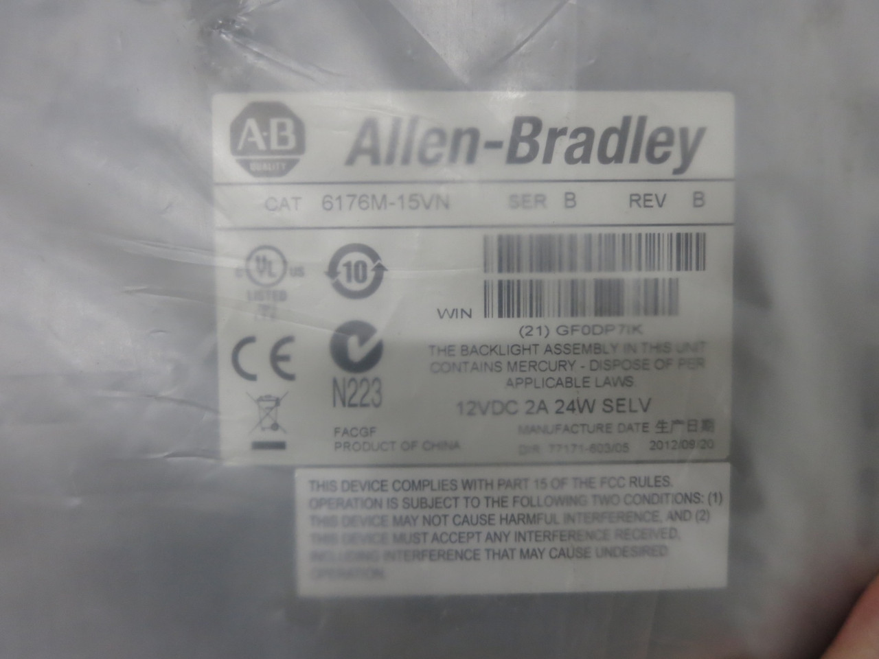 NEW Allen Bradley 6176M-15VN Ser B 15" Standard Screen Monitor 1550M 15 in Vesa (DW6097-1)