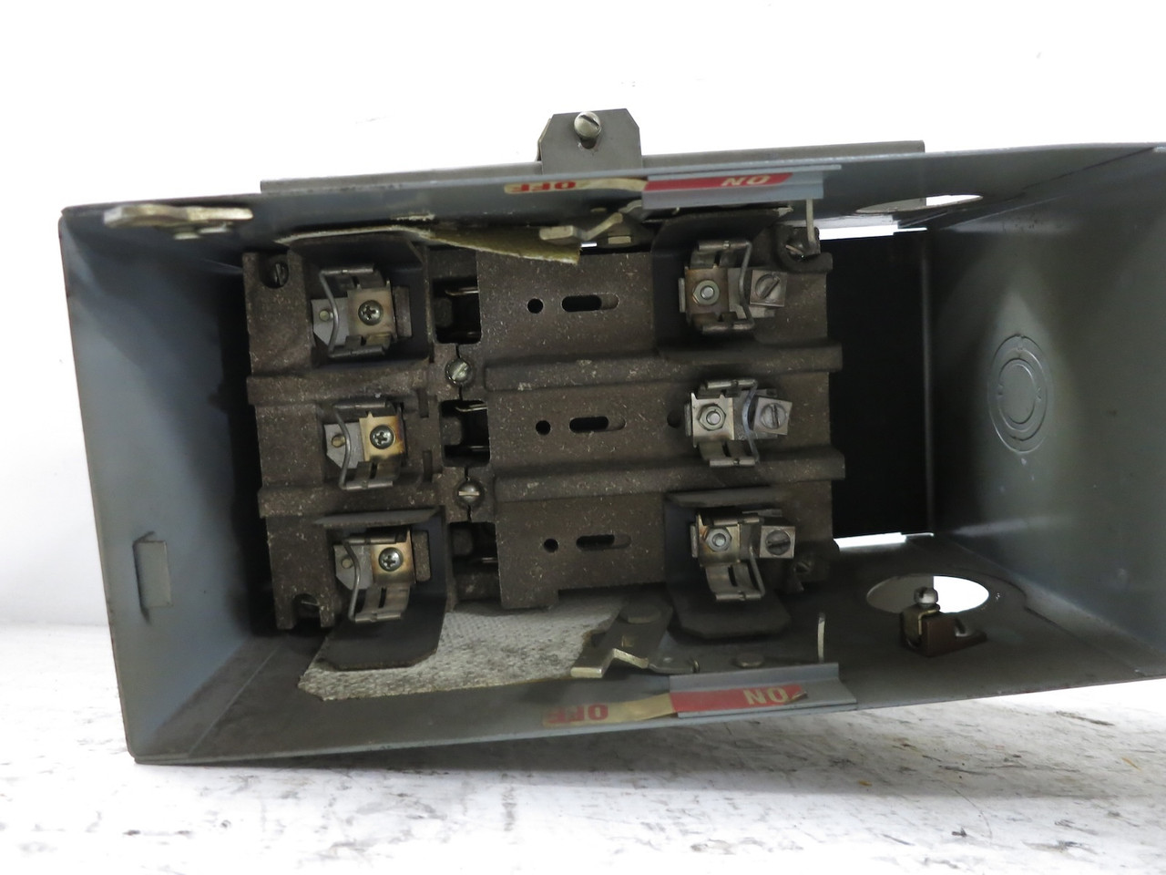 Square D SD-3606 60A 600V QMB Saflex Fusible Busway Switch Bus Plug 60 Amp 3Ph3W (DW6165-2)