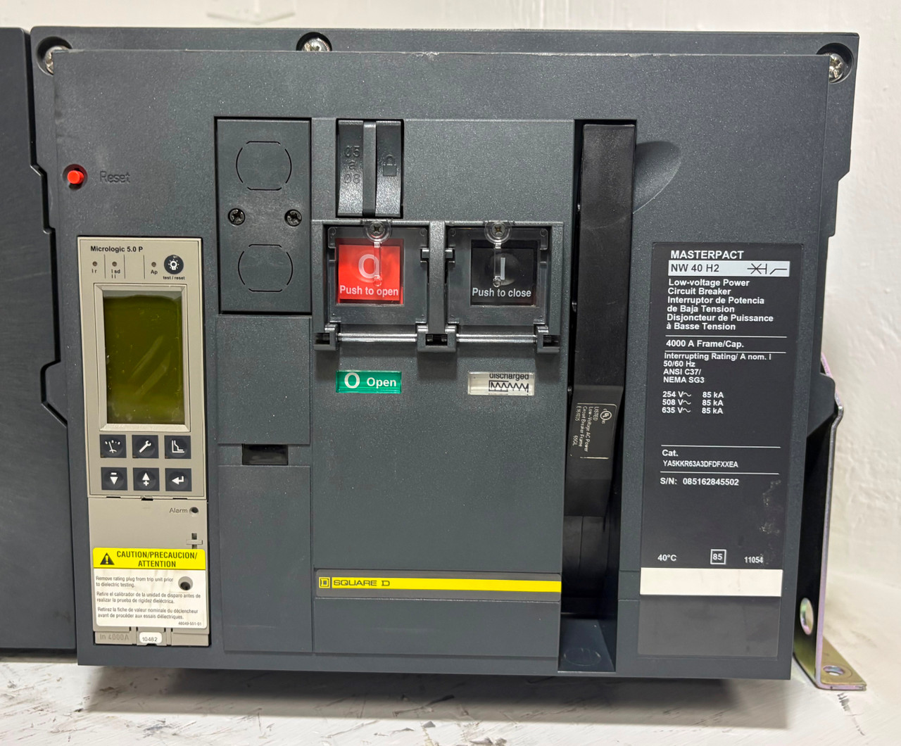 Square D NW40H2 4000A MasterPact EO Breaker 2x Shunt 5.0P Trip LSI 4000 Amp flaw (EM5112-2)