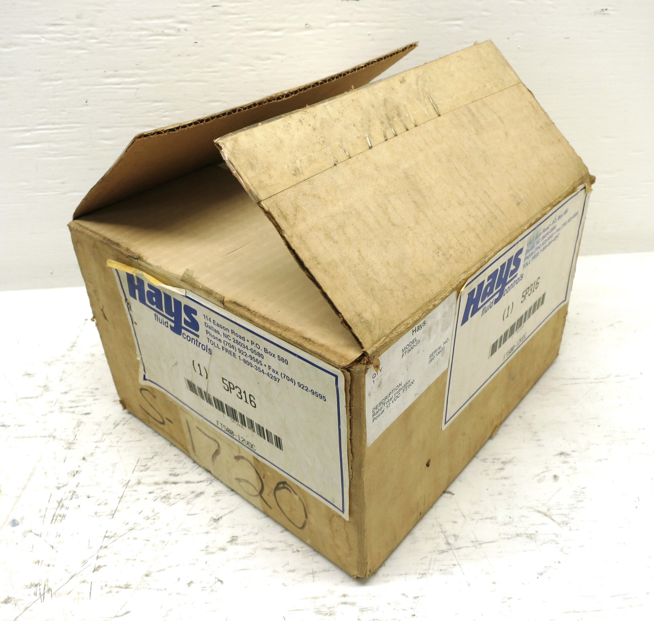 NEW Hays FT500-23 Flow Computer Control Rate Total Indicator FT500-12VDC 5P316 (DW6304-1)