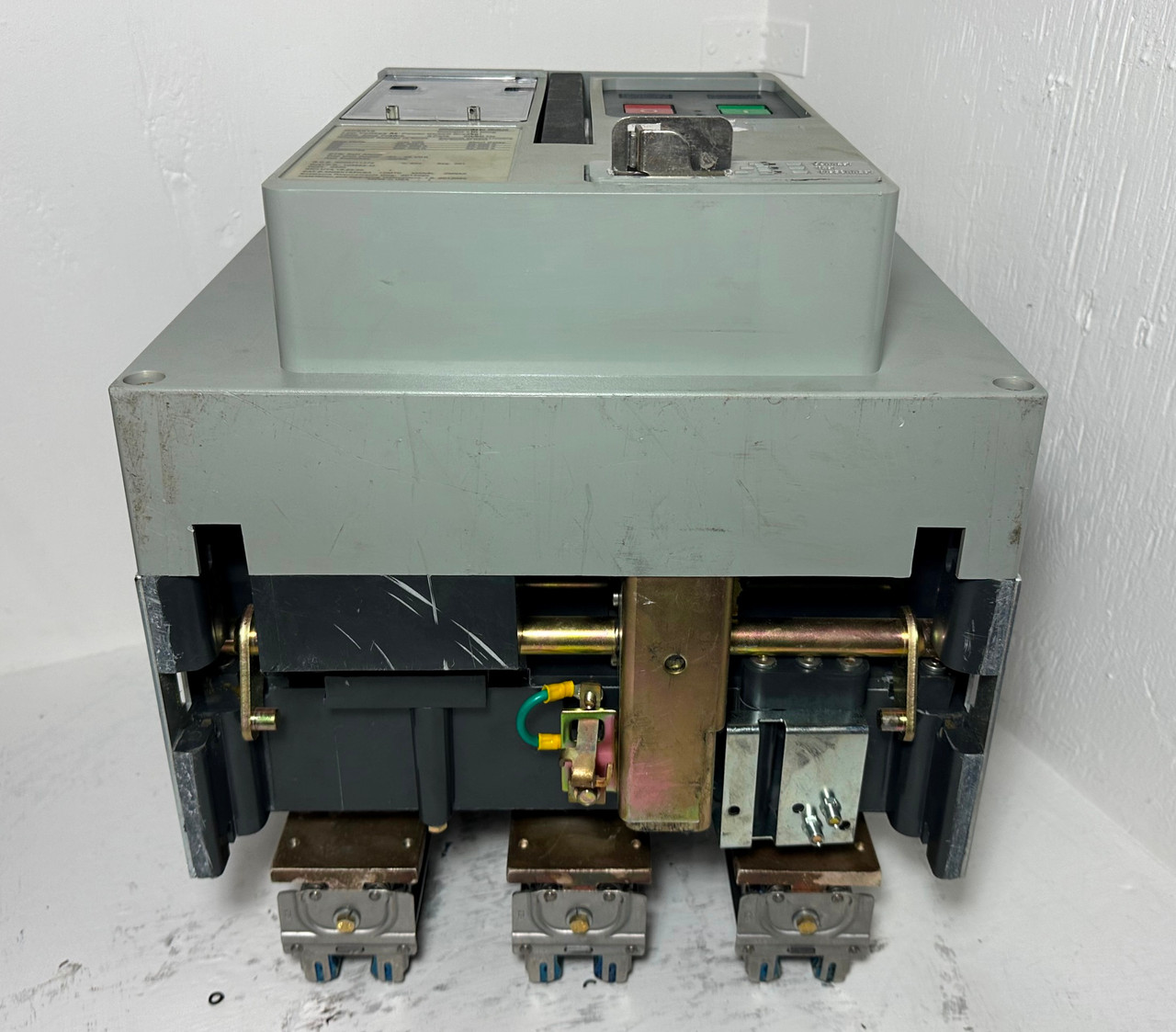 Eaton MDSX16 1600A LSI Magnum DSX Circuit Breaker w/ 1000 Amp Trip & Shunt & Aux (EM5135-1)