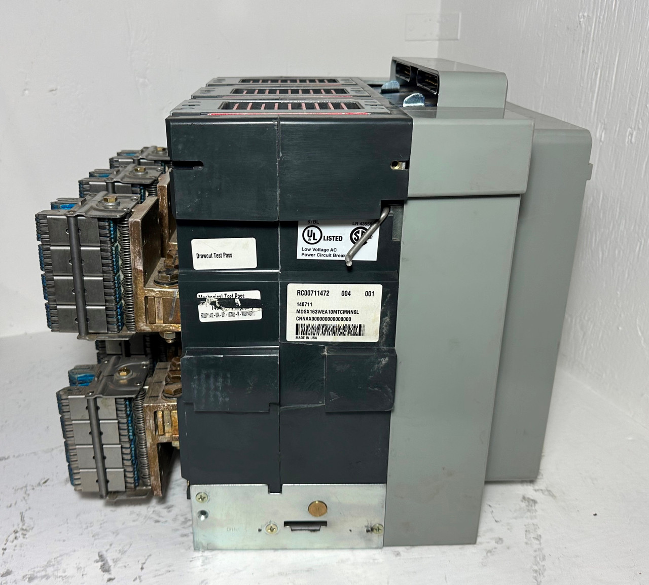 Eaton MDSX16 1600A LSI Magnum DSX Circuit Breaker w/ 1000 Amp Trip & Shunt & Aux (EM5135-1)