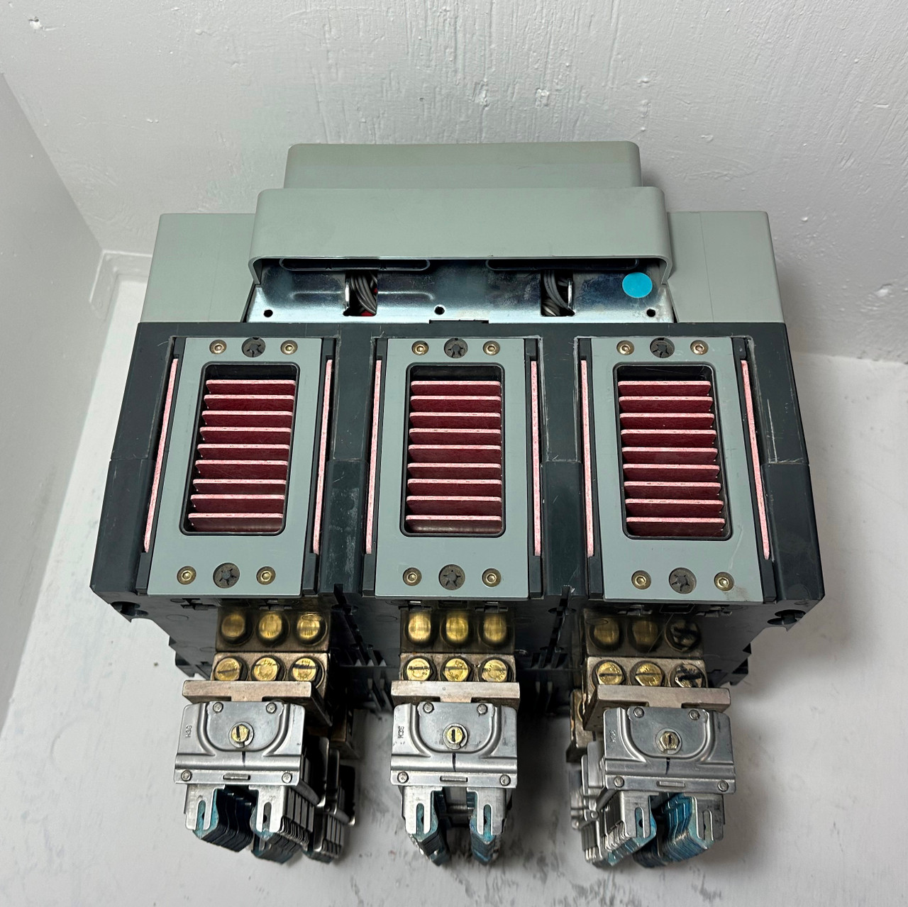 Eaton MDSX16 1600A LSI Magnum DSX Circuit Breaker w/ 1000 Amp Trip & Shunt & Aux (EM5135-1)