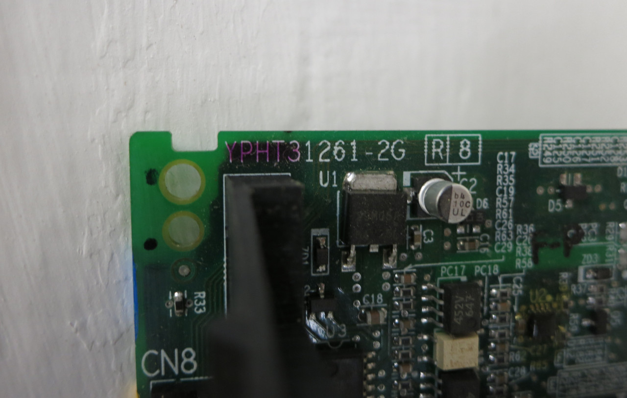 Yaskawa YPHT31261-2G Inverter Board VS Drive Control F7 VFD PLC Card Magnetek (DW6361-2)