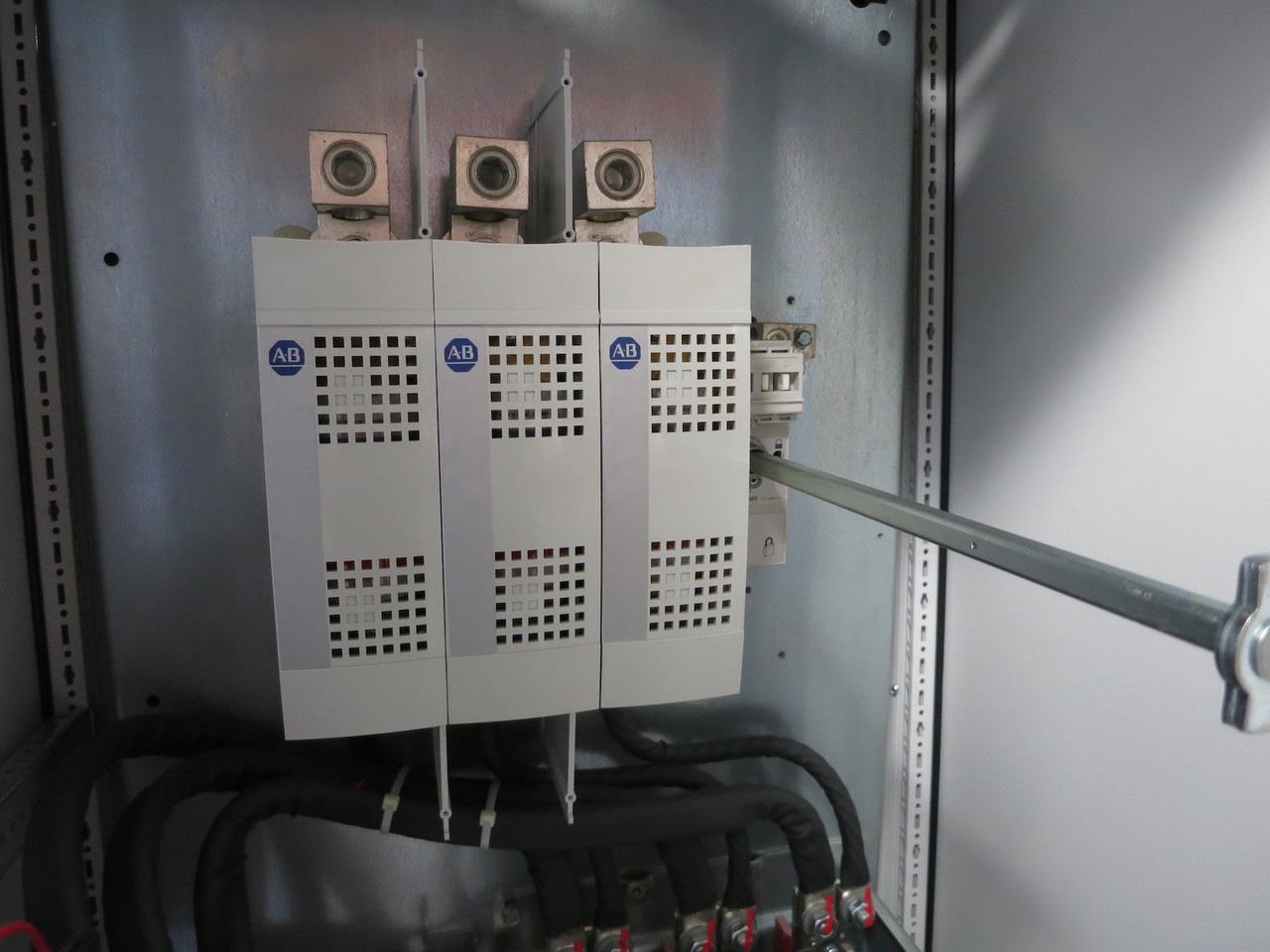 Allen Bradley 150-SC2NUD 200 HP Soft Start SMC-50 400A Disconnect 3R Enclosed (DW6378-2)