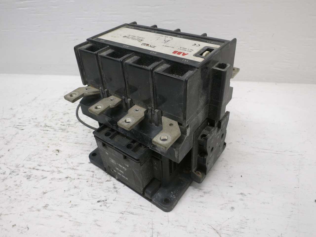 ABB EK-110 Motor Contactor 4-Pole 170 Amp 600V 24V-DC Coil 4P 170A EK110 DB (DW6359-11)