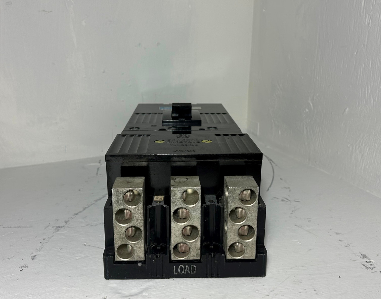 GE TBC83800K18 800A Mag-Break Circuit Breaker 600V 3P 800 Amp General Electric (EM5172-1)