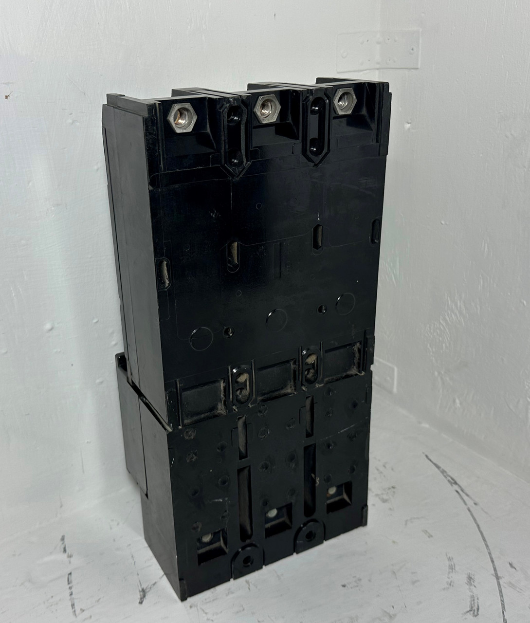 FPE XJL434300 300A Fusematic Circuit Breaker XJL 480V 3P Federal Pacific 300 Amp (EM5175-2)