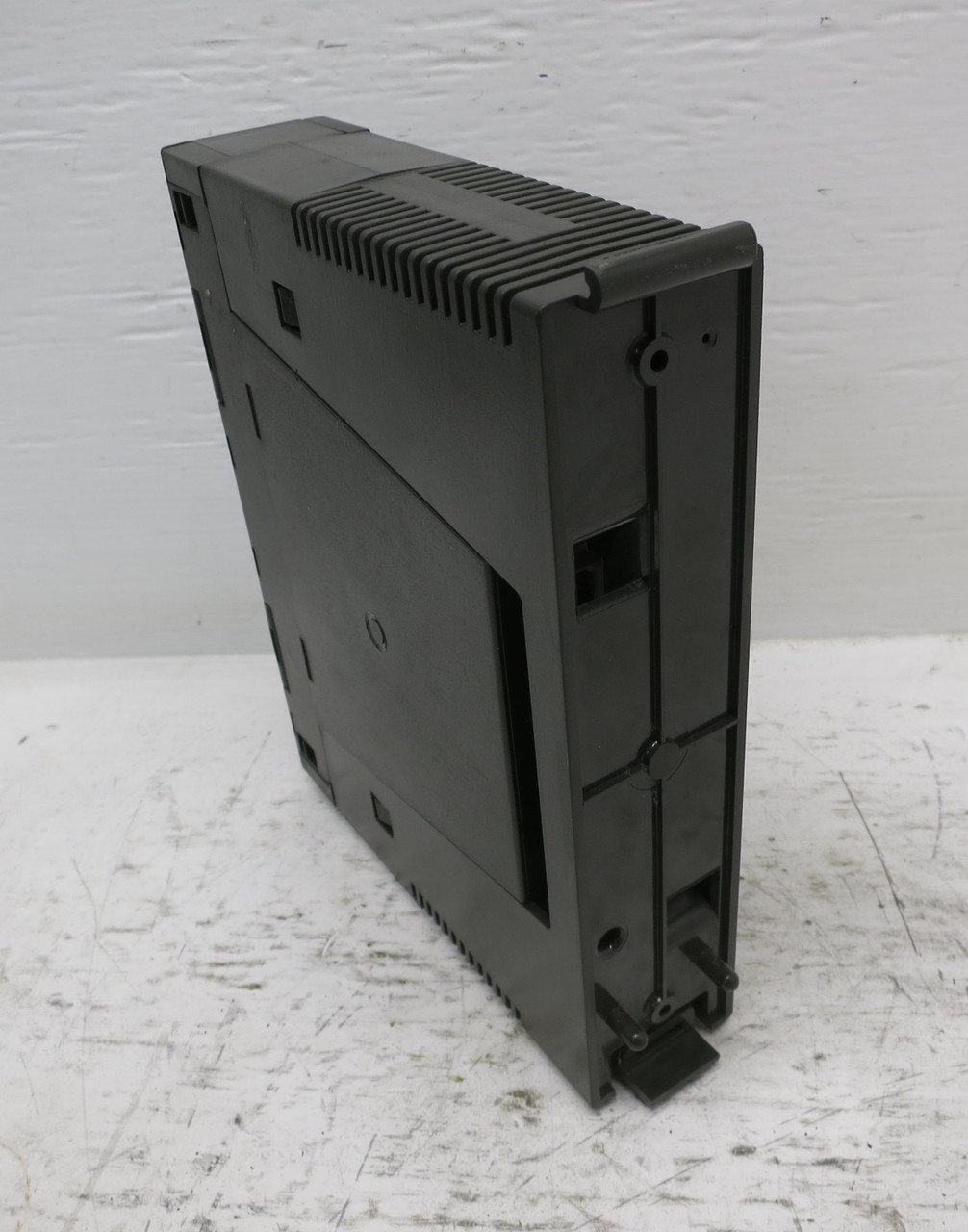 Motorola FRN1457A 4 Digital Input 16 Solid State Output PLC Module I/O FRN-1457A (DW6438-1)