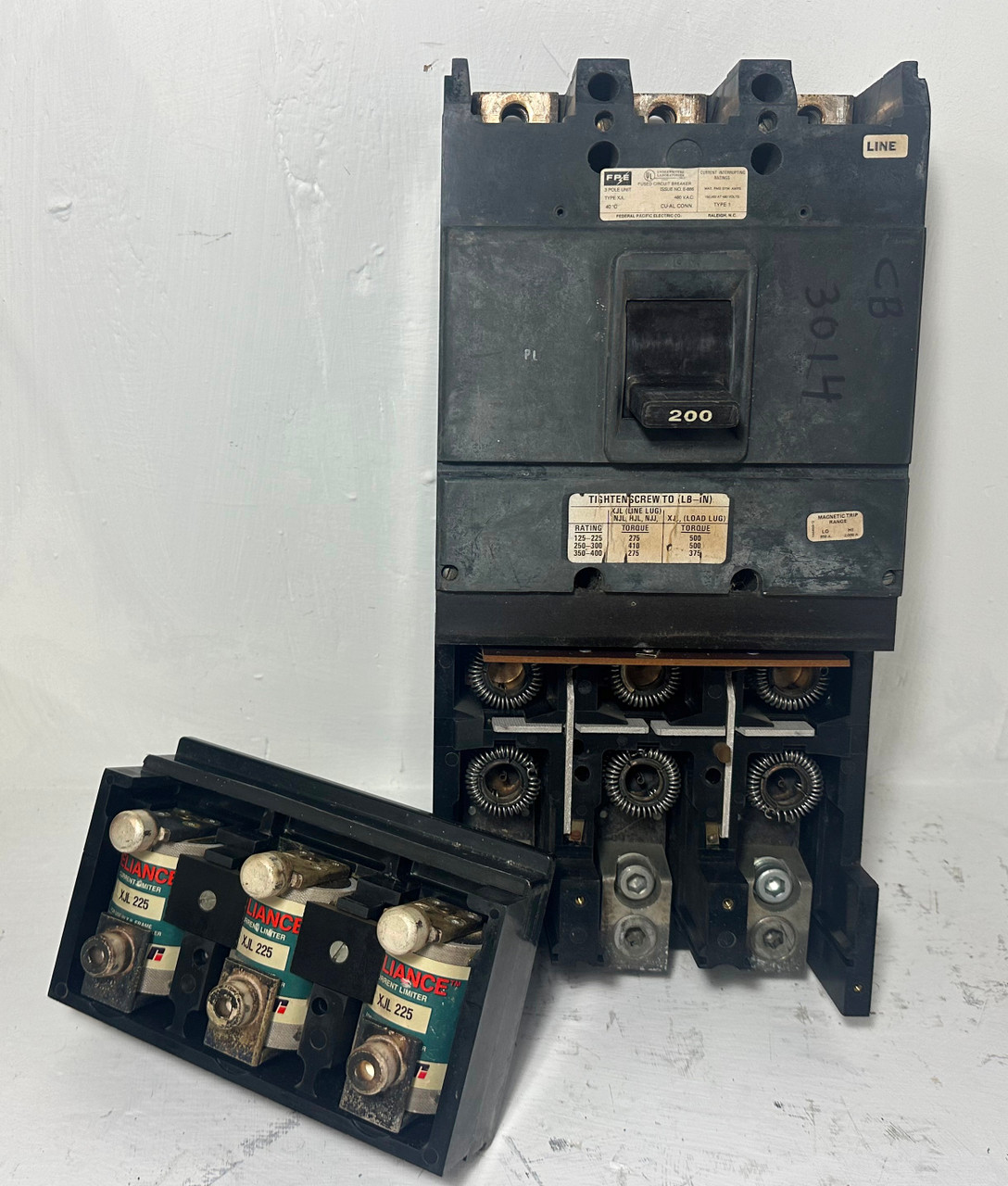 FPE XJL434200 200A Fusematic Circuit Breaker XJL 480V 3P Federal Pacific 200 Amp (EM5178-1)