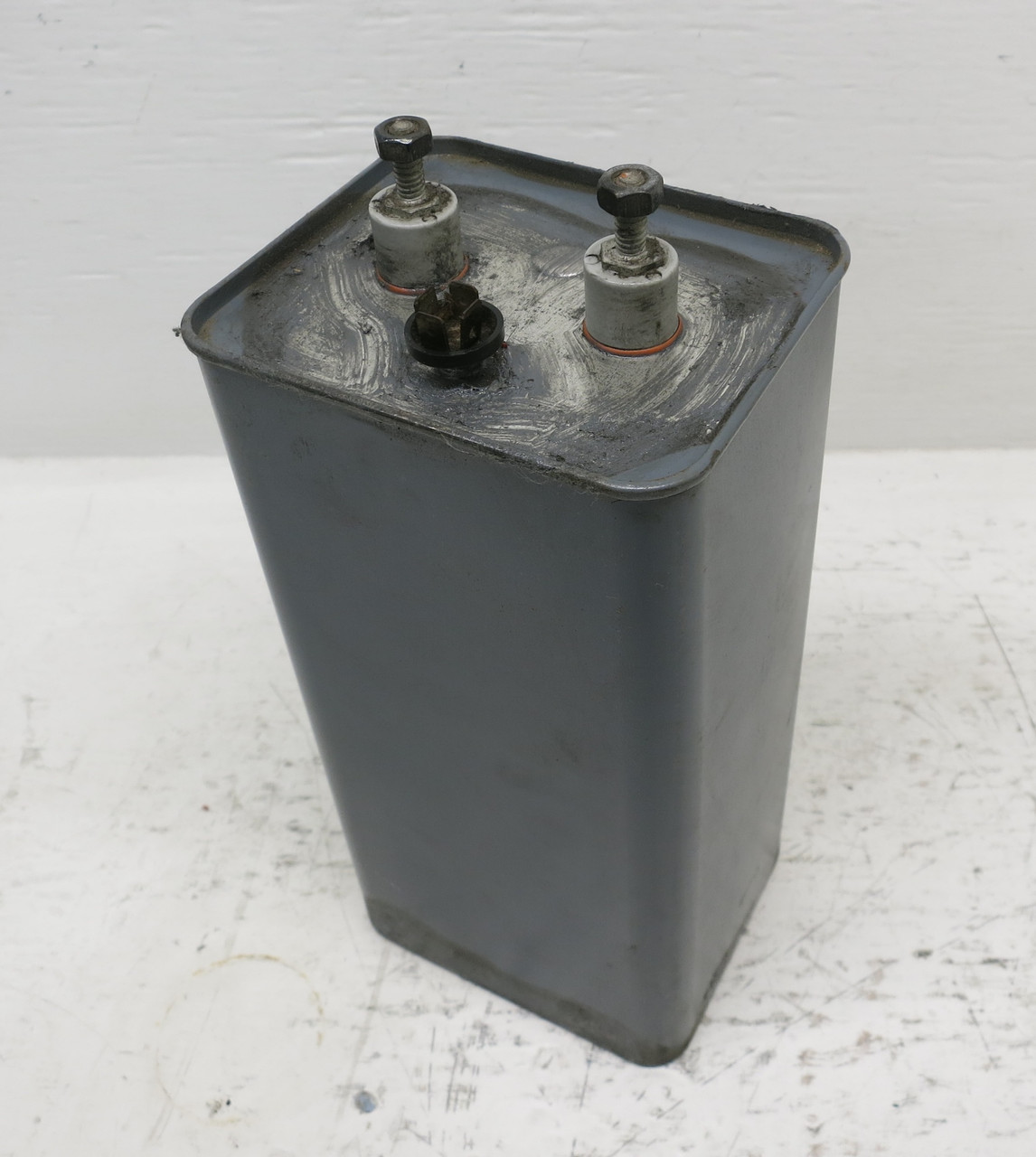 Ronken 81F18926K50D Capacitor 12-749301-10 92 mf 535 AC (DW6468-80)