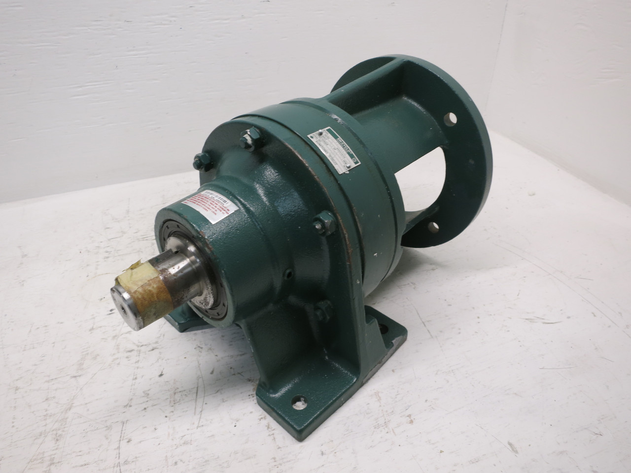 Sumitomo CNHJ4110Y8 SM-Cyclo Reducer Gear Drive 8:1 4.8 HP 1750 RPM 1280 in-lb (DW6472-1)