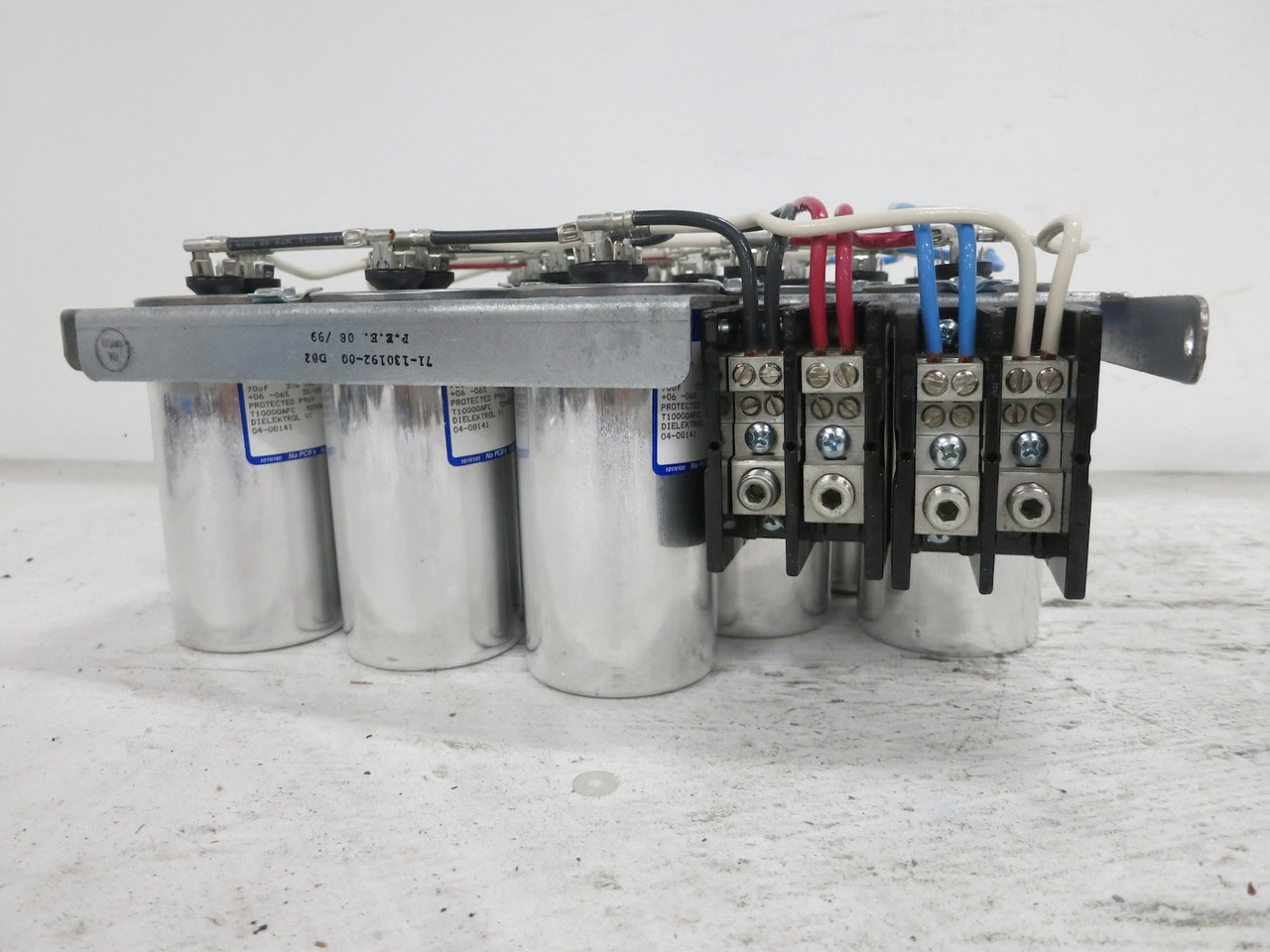 NEW APC 72-130076-01 Capacitor Bank Assembly Module UPS 97F9012 x15 71-130192-00 (DW6476-1)