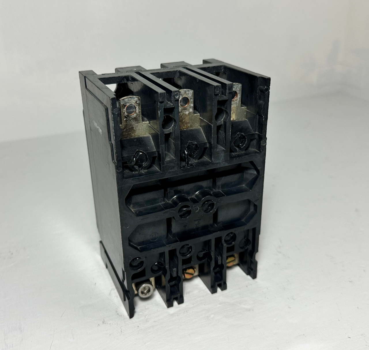 Thomas & Betts FS340100B 100A Circuit Breaker 3P 480 VAC Type FS Eaton 100 Amp (EM5210-1)