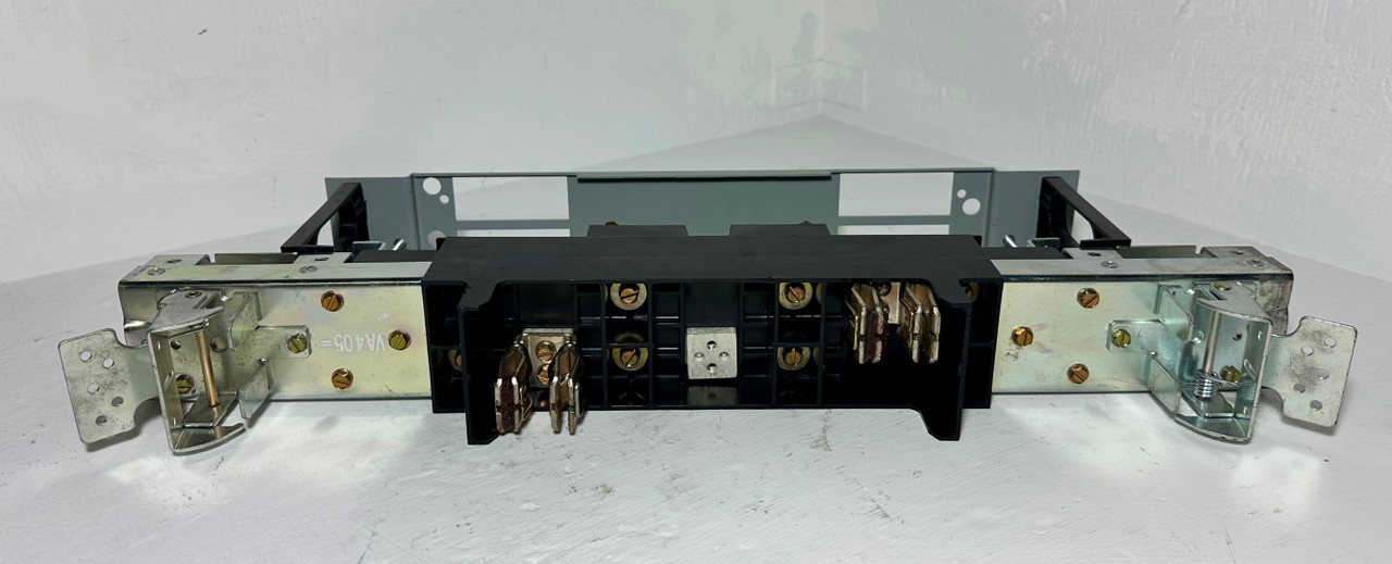 GE AMC4EB 300A Spectra Twin Breaker Module 4 Pole General Electric w/ Cover 4P (EM5226-2)