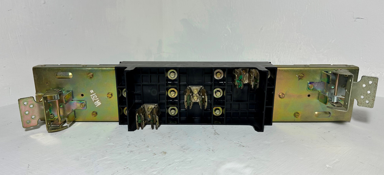 GE AMC6QB 200A Spectra Twin Circuit Breaker Module TQB THQB 6 Pole 240V 200 Amp (EM5227-2)