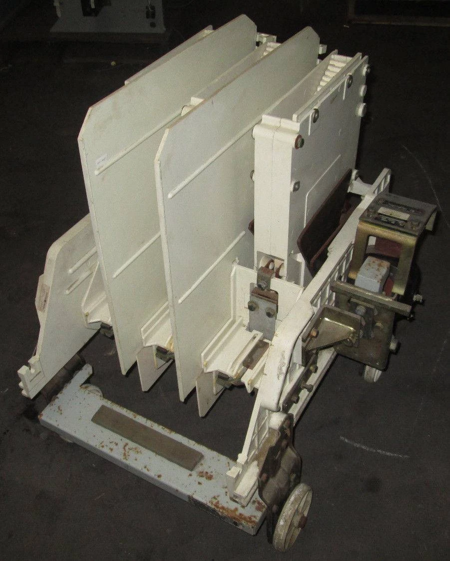Image of GE IC302BC4AC2A312AA02A 400A 5000V AC Contactor General Electric 0587X0867R01