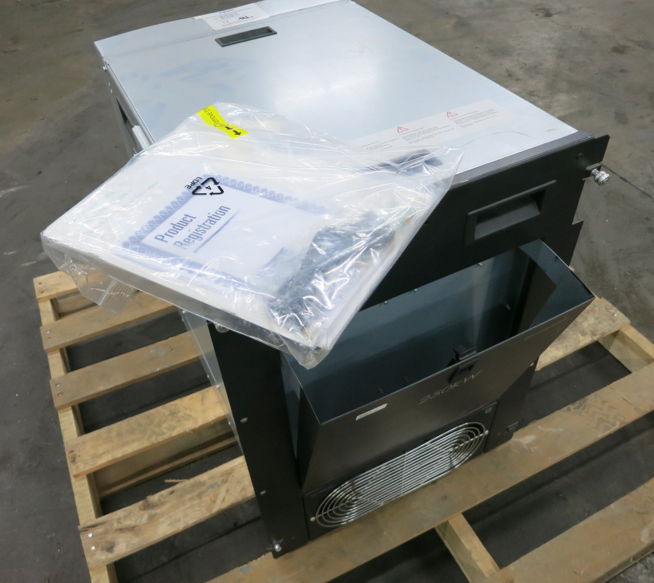 APC SYSW250KD Symmetra PX Static Bypass Switch 250kVA 480V 301A 3PH 250kW (DW6566-1)