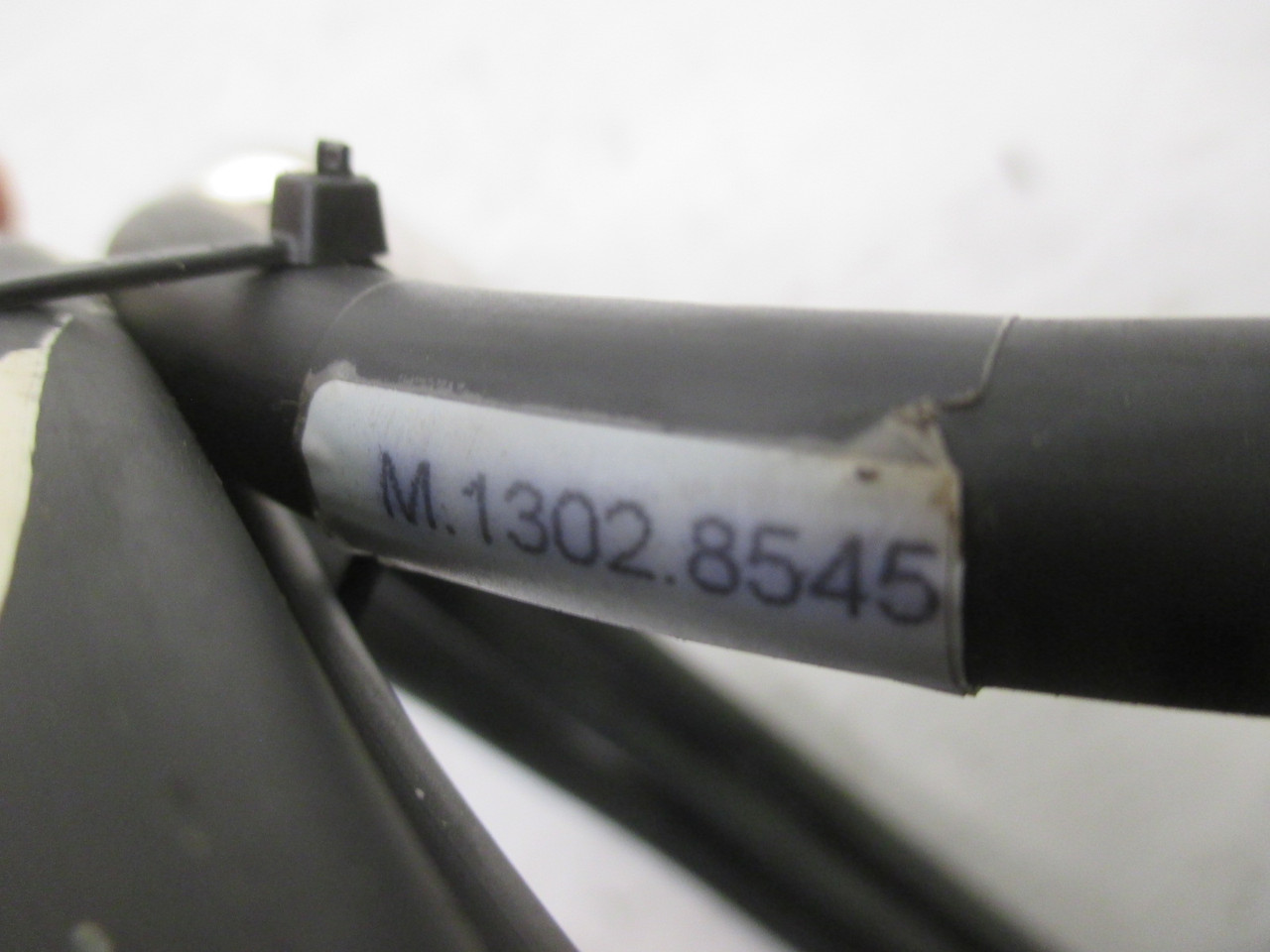 2nd Image of AH0023