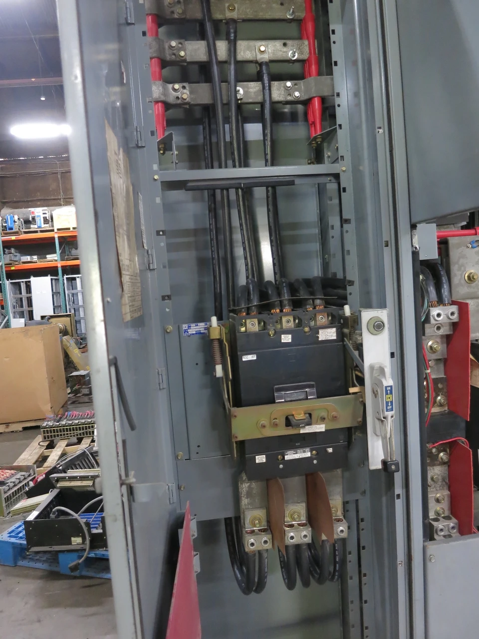 Square D Model 4 1200A MCC Motor Control Center 2x Section Main Breaker 800A (DW6592-1)