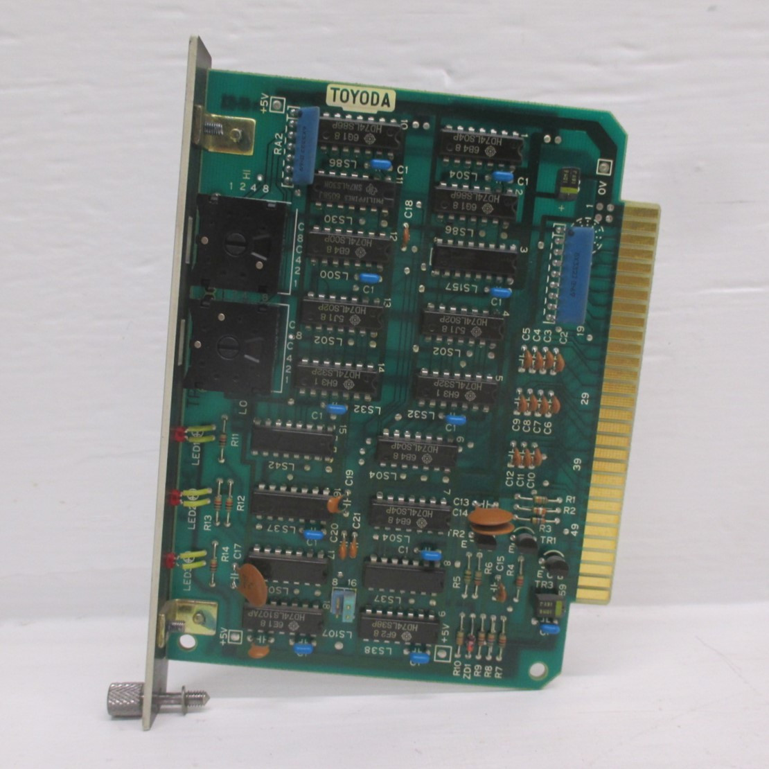 2nd Image of AH0052