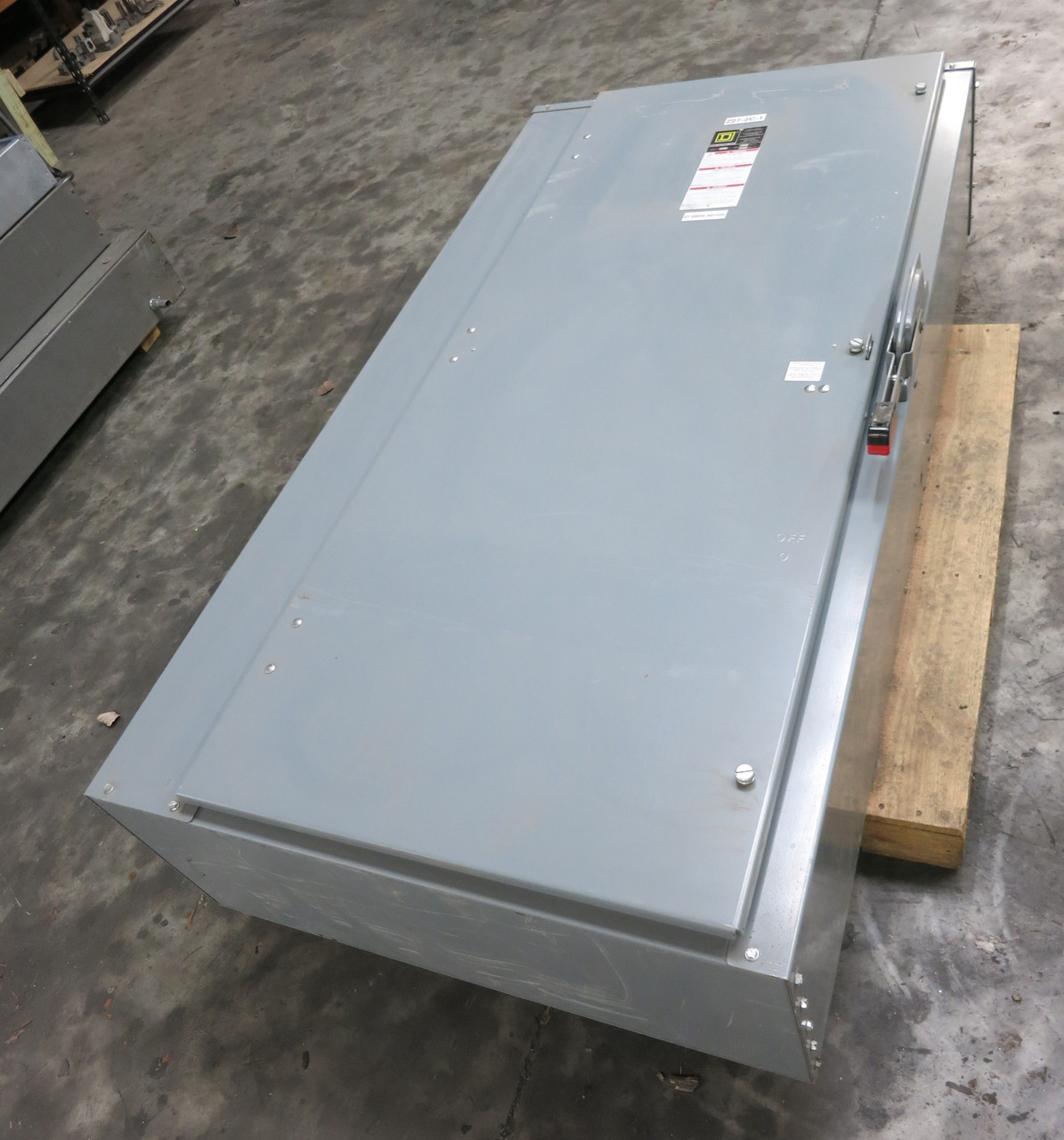 Square D HU367 800A 600V Non-Fusible Safety Switch Disconnect 800 Amp HU-367 E04 (DW6600-1)