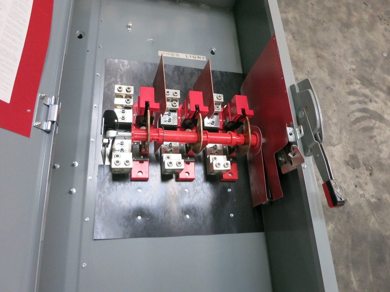 Square D HU367 800A 600V Non-Fusible Safety Switch Disconnect 800 Amp HU-367 E04 (DW6600-1)