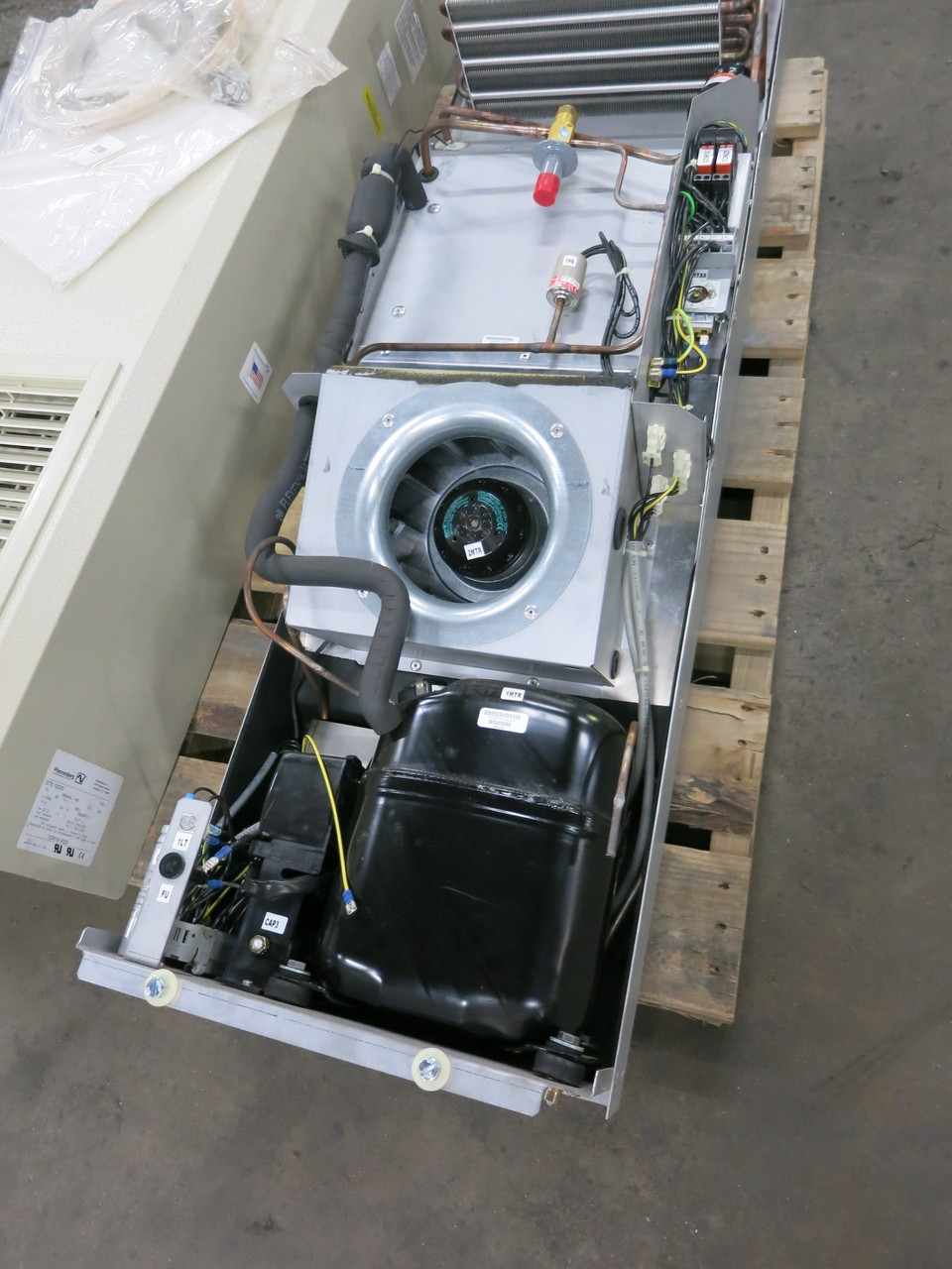 NEW Pfannenberg DTS 1200 Electronic Enclosure Air Conditioner 115V 12000 BTU (DW6605-1)