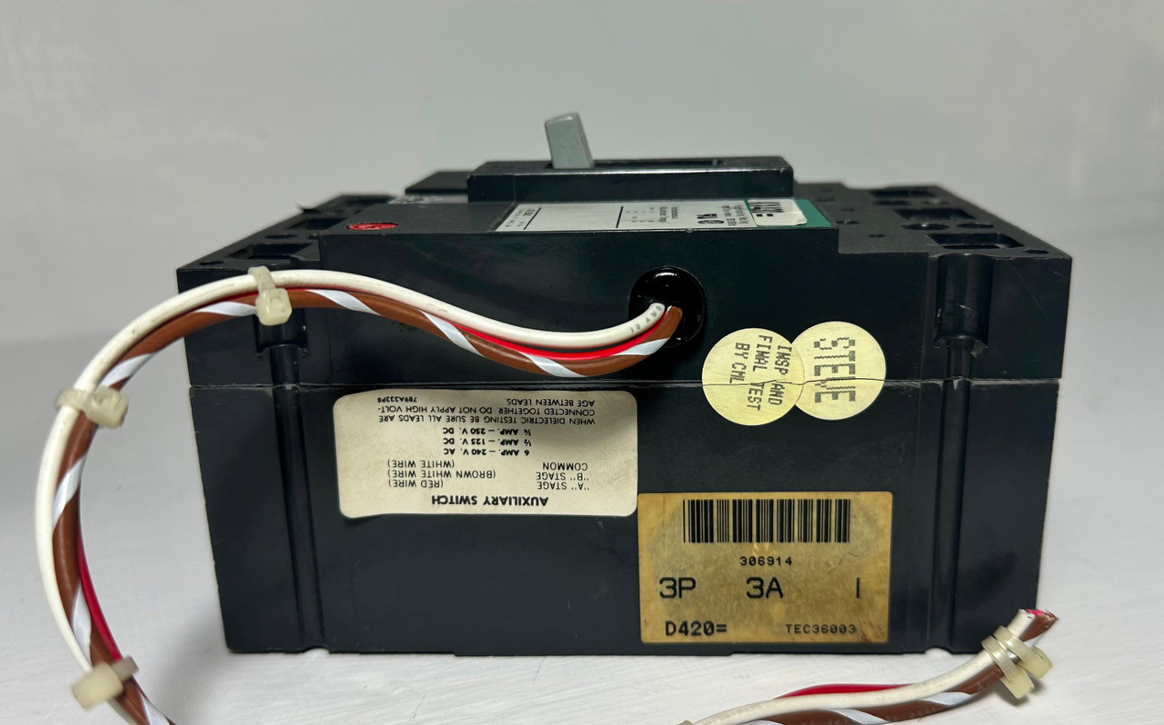 GE TEC36003 3A Mag-Break Circuit Breaker Green Label w/ Aux 480/600V 3P 3 Amp (EM5253-1)