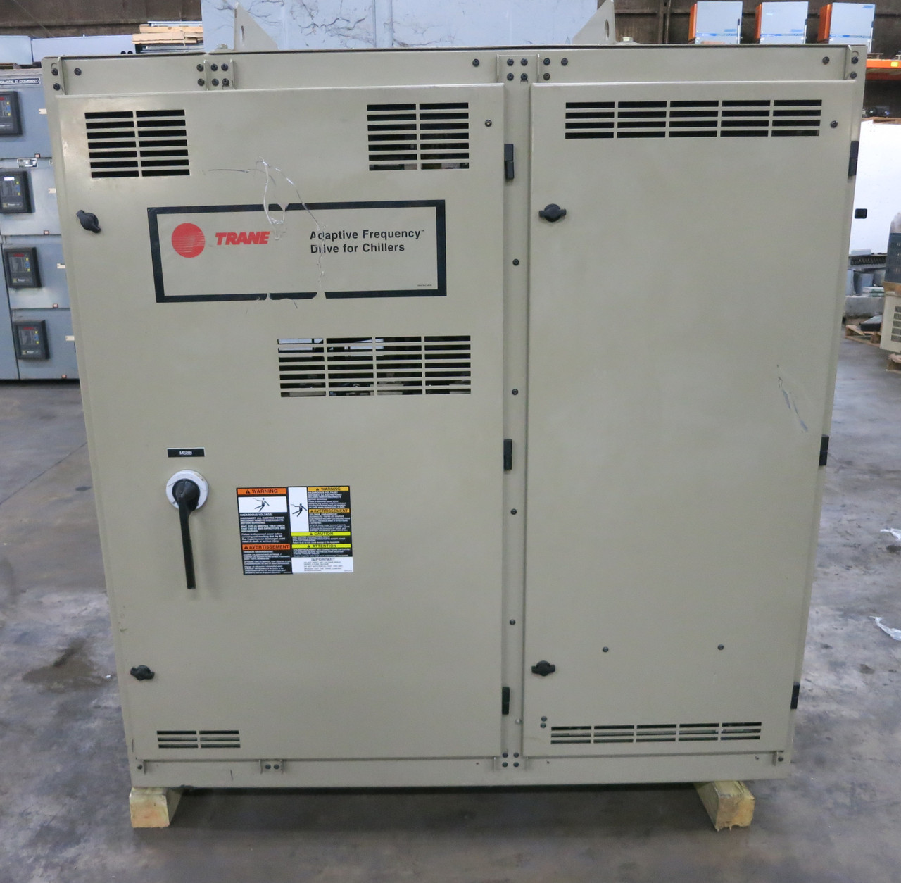 Trane Adaptive Frequency Drive Chiller Motor Control 337kVA LiquiFlo LF200405AAP (DW6609-1)