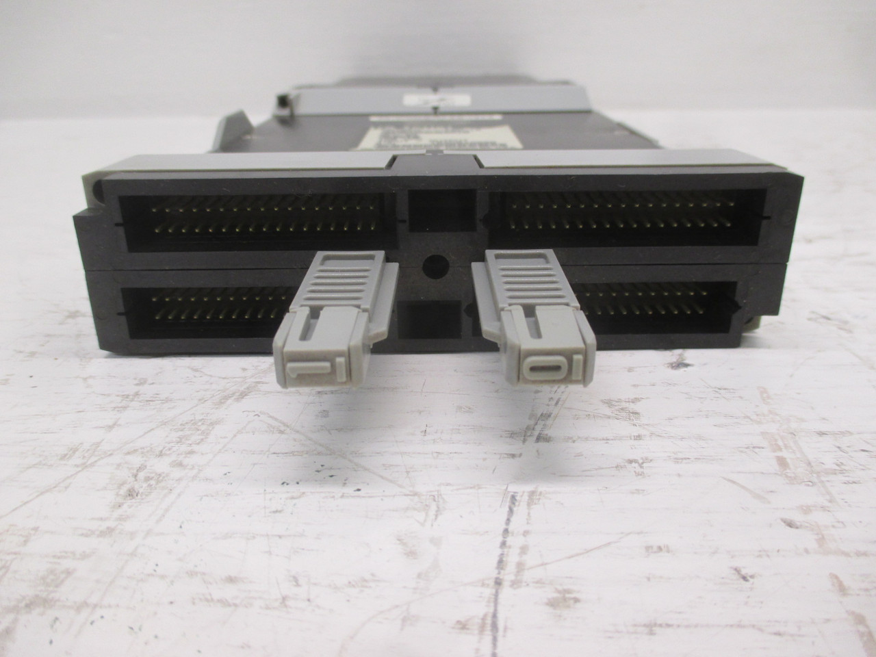 I/A Series Foxboro DM400YL FBM 10 Rev 0A 120VAC I/O DM400YL-0A DM400YL-OA (AH0080-14)