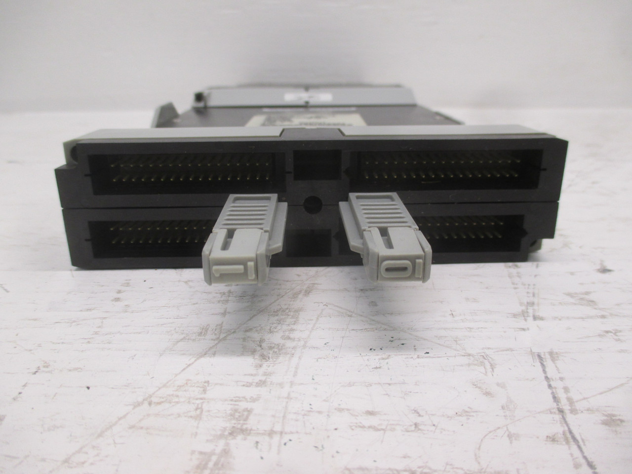 I/A Series Foxboro DM400YL FBM 10 Rev 0C P.A 120VAC I/O DM400YL-0C P.A (AH0081-5)