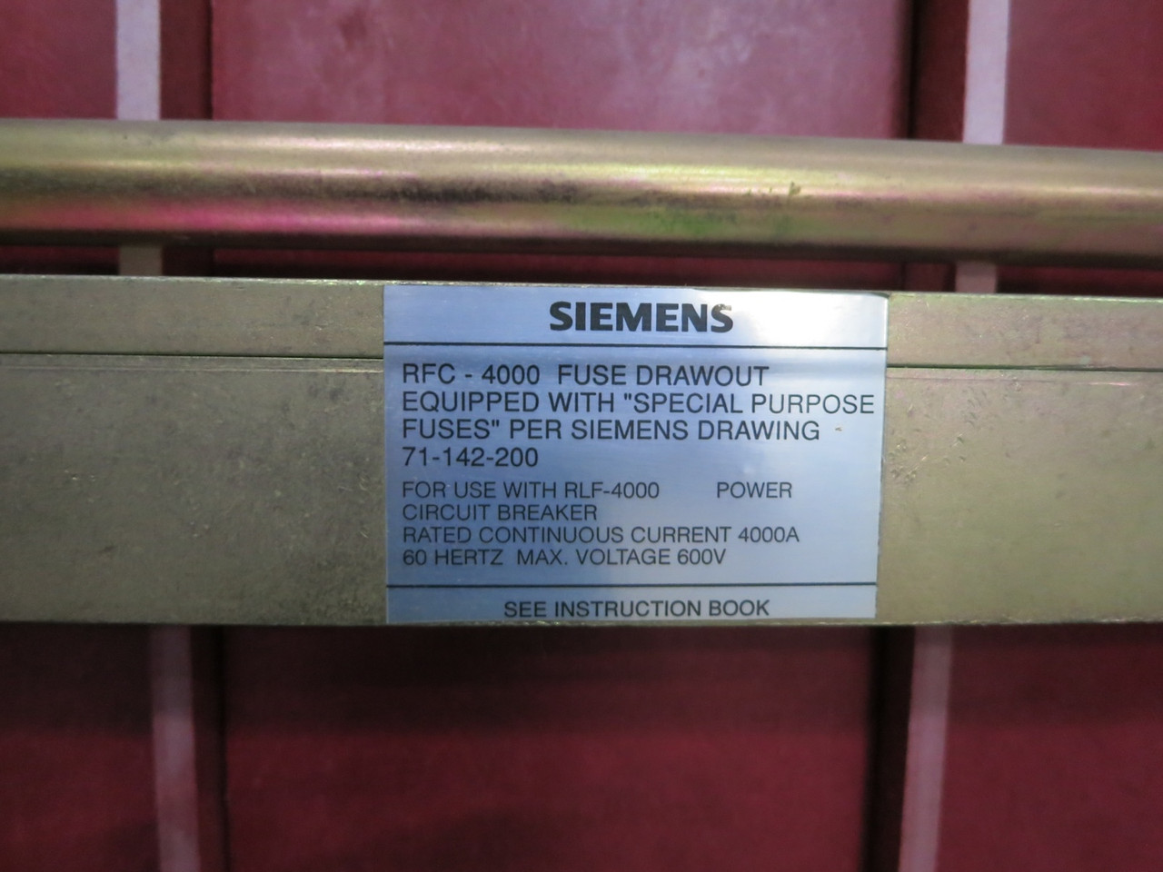 Siemens 4000A Type R Switchgear 480V RLF-4000 Main Breaker RLF-2000 LSIG RLF-800 (DW6623-1)