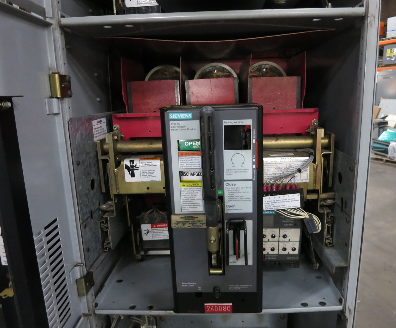 Siemens 4000A Type R Switchgear 480V RLF-4000 Main Breaker RLF-2000 LSIG RLF-800 (DW6623-1)