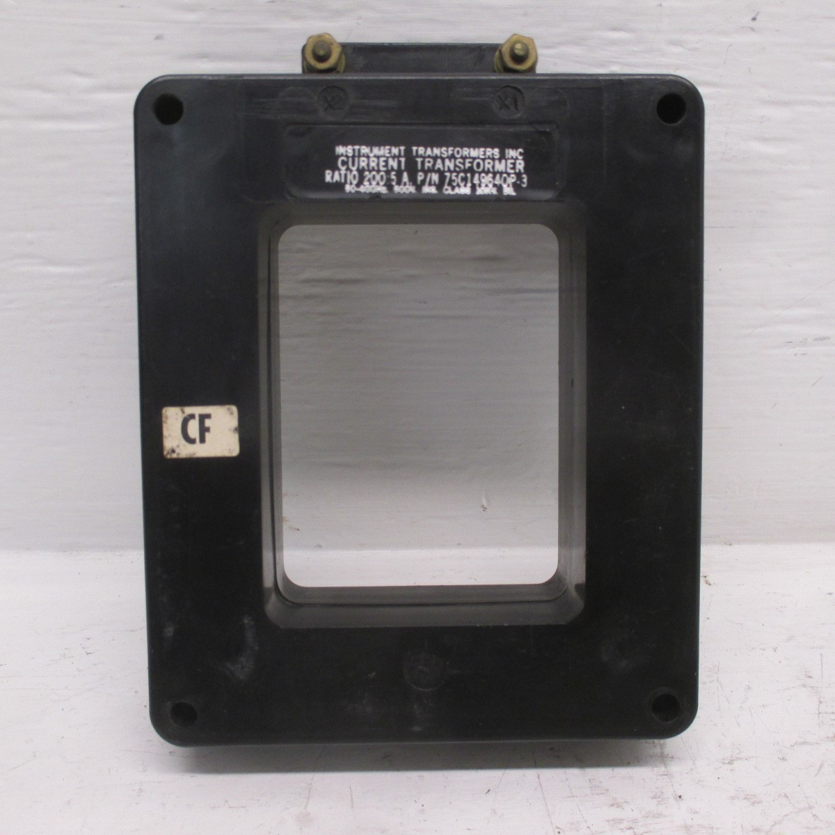 IT 75C149640P-3 Current Transformer 200:5 Ratio CT 50-400HZ 10KV 600V (AH0104-4)