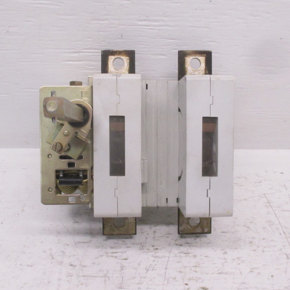 ABB OETL-NF600A-2 Disconnect Switch 600A 600V 3PH OETLNF600A 800A 480V OETLNF600 (AH0112-3)