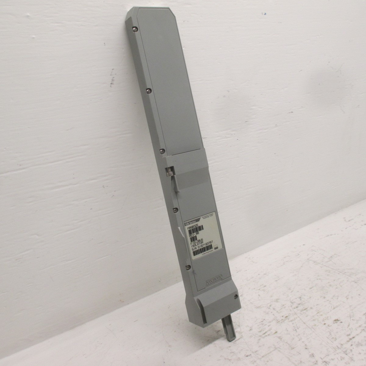 I/A Series Foxboro P0903ZE Rev 0B Fieldbus Isolator P0903ZE-0B P0903ZE0B (AH0102-2)