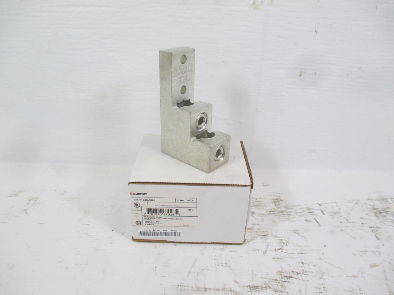 NEW Burndy K11A36U-2 2 STR-600 Dual Rated Lug NIB (AH0122-216)