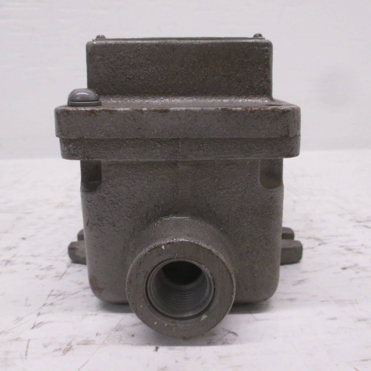 The Pyle-National Co. YXA-23022-G Explosion-Proof Dust-Tight Receptacle 30A/250V (AH0128-7)