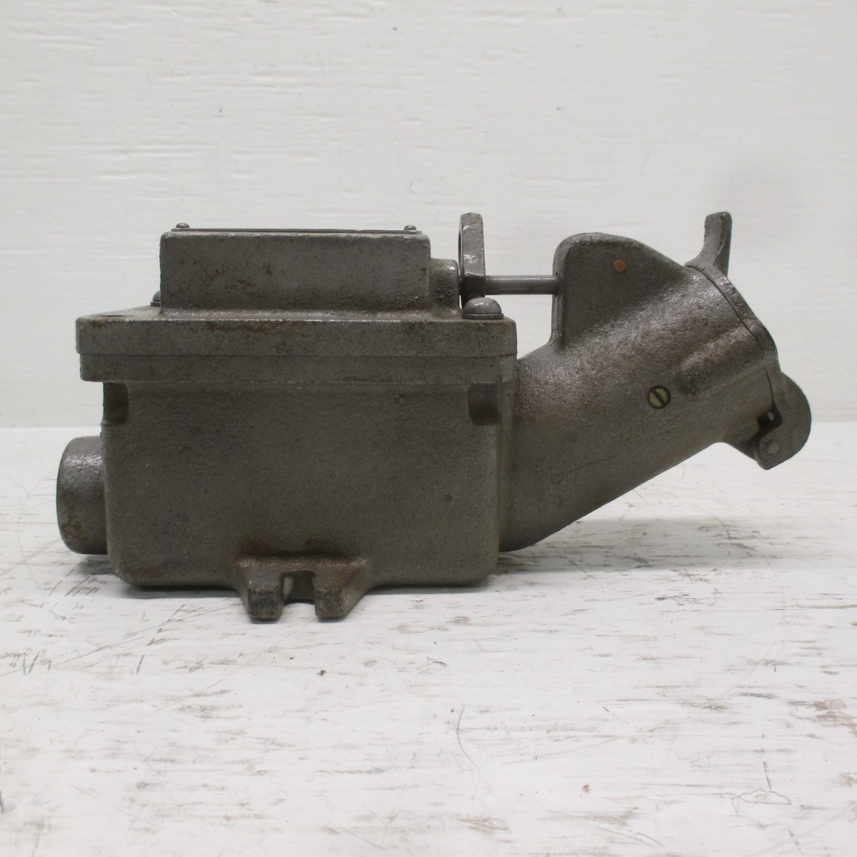 The Pyle-National Co. YXA-23022-G Explosion-Proof Dust-Tight Receptacle 30A/250V (AH0128-7)