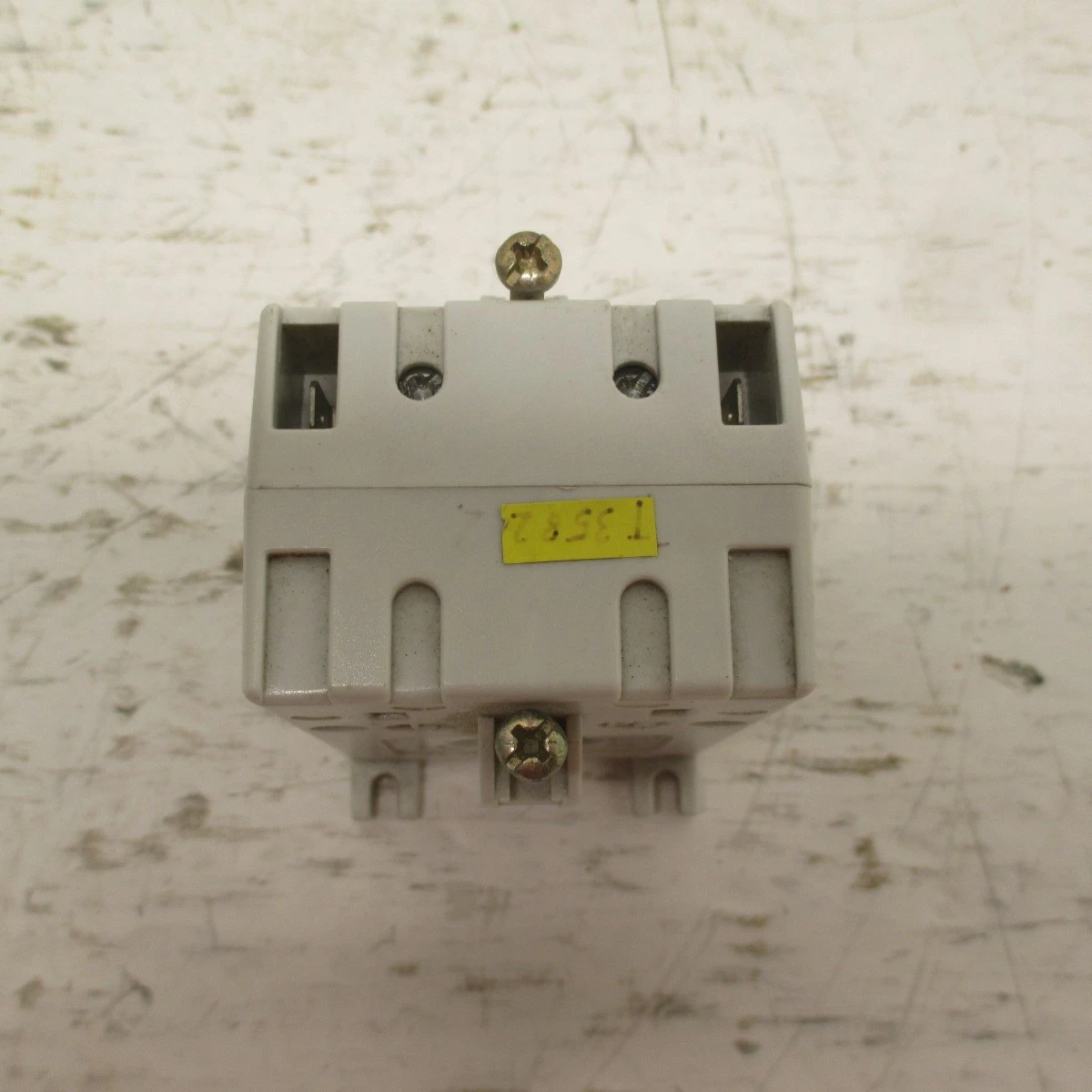 Hager SR 100 Current Transformer CT 100/5 100:5 50-60Hz SR100 72/3kV (AH0137-4)