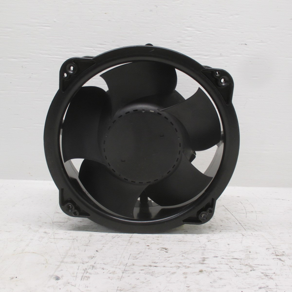 ebm-papst W2E208-BA20-51 230V~ Thermally Protected Fan 67/87W 2750/3100 No Grate (AH0145-52)