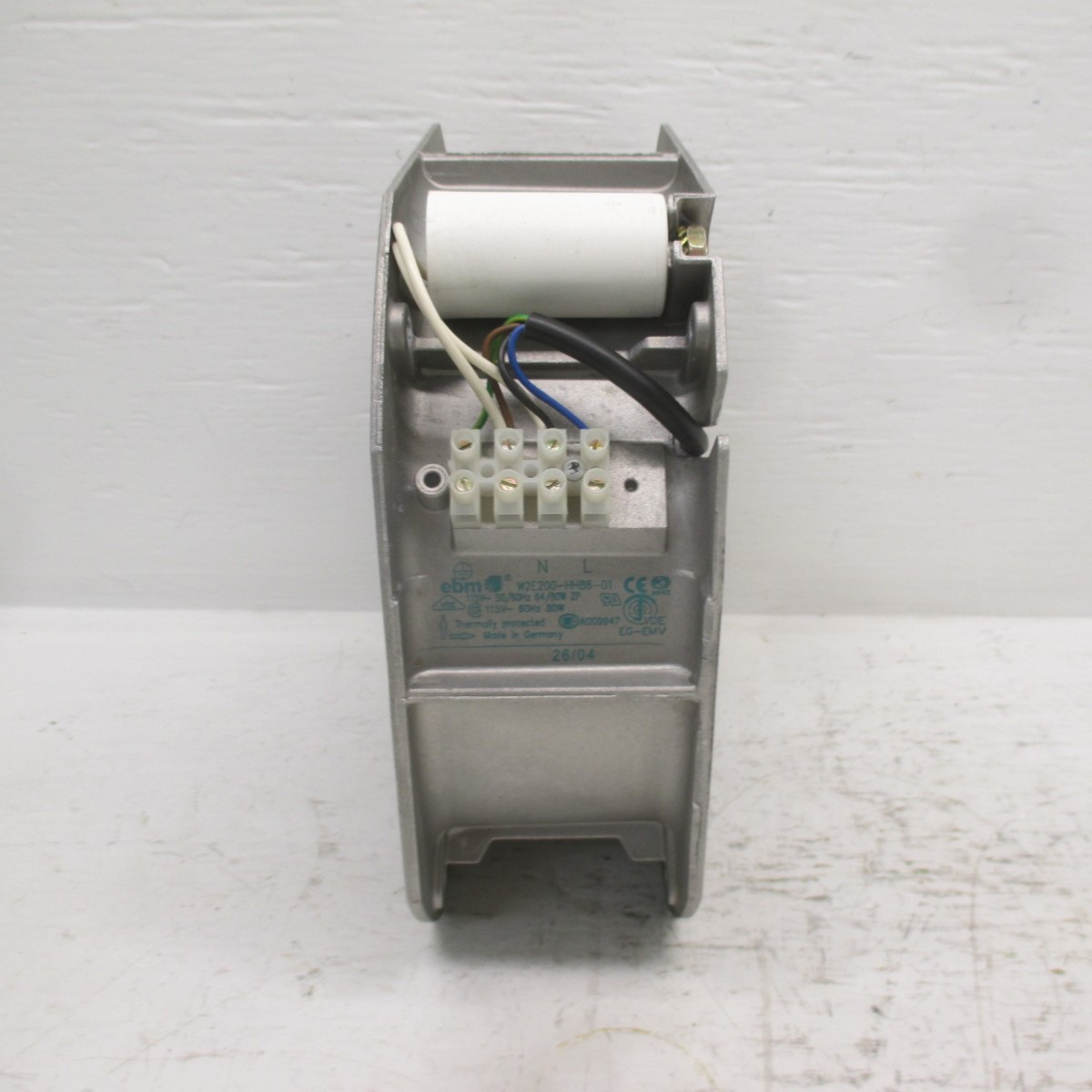 ebm-papst W2E208-BA86-01 Thermally Protected Fan 115V~ 50/60Hz 64/80W (AH0152-2)