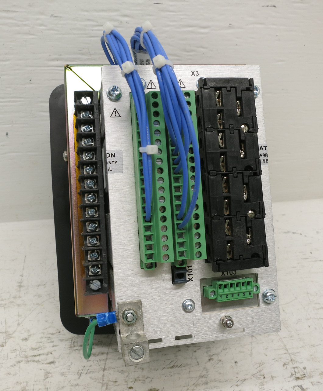 Eaton EMR-3MP0-2A0BB Motor Protection Relay AmpGard Terminal Adaptor 66C3515G01 (DW6662-1)