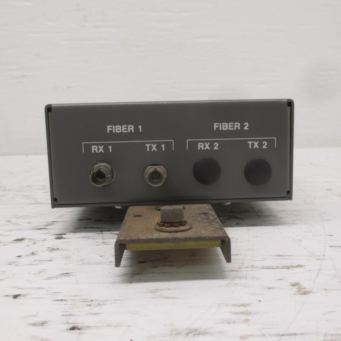 Foxboro P0903QF Fiber Optic Modem (End Bus)  I/A Series Rev-B P0903-QF Rev B (AH0169-1)