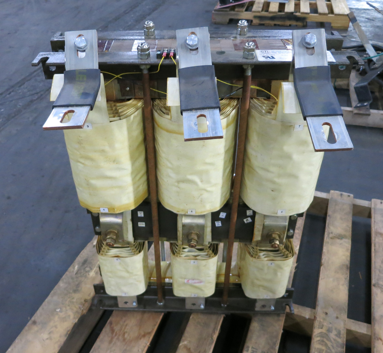 GTi 179607-Q04 Chiller AC Drive Line Reactor Inductor 608A 480V GT-C701 608 Amp (DW6667-1)