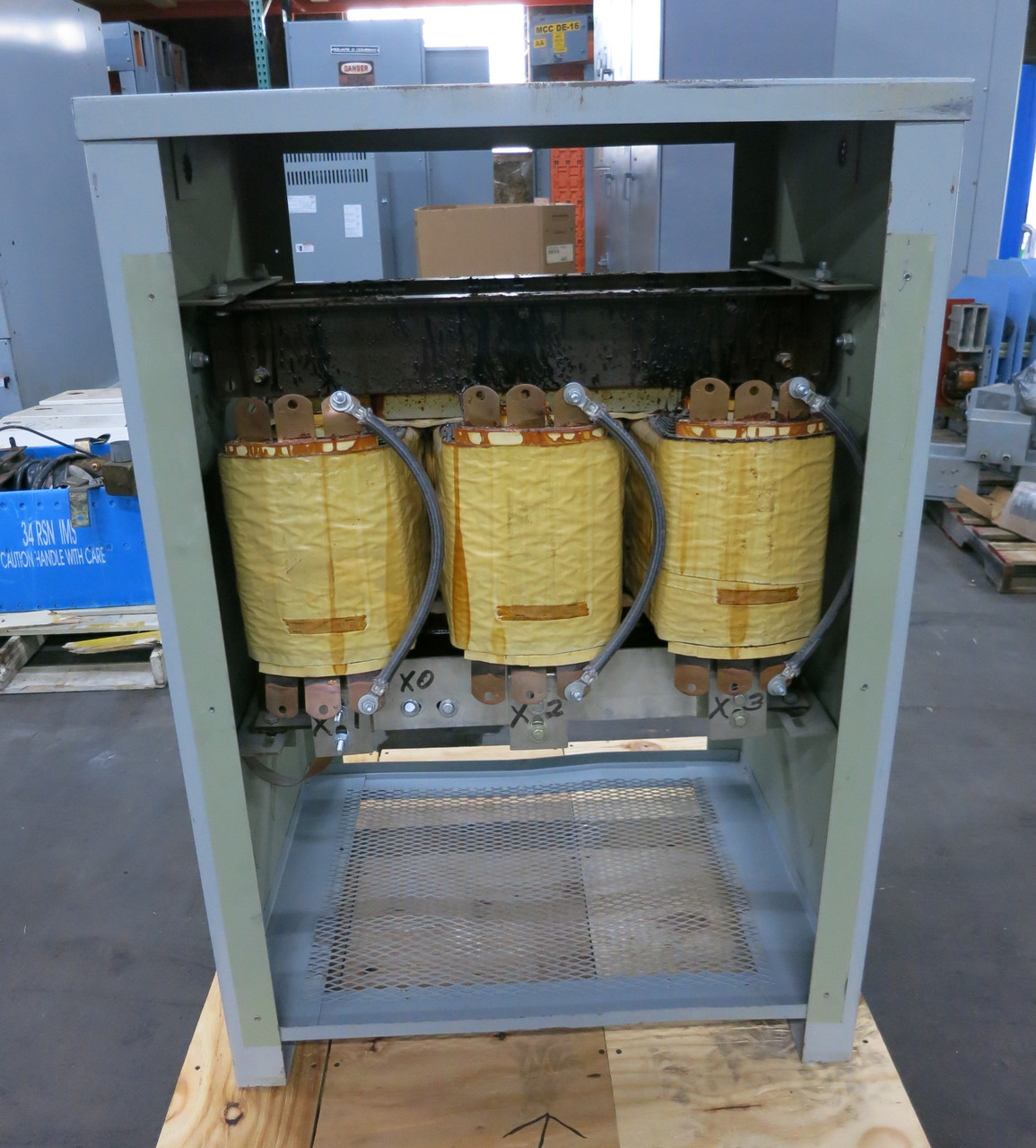 Westinghouse 225 kVA 480 Delta to 208Y/120 V 3PH Dry Type Transformer V48M28T22J (DW6675-1)